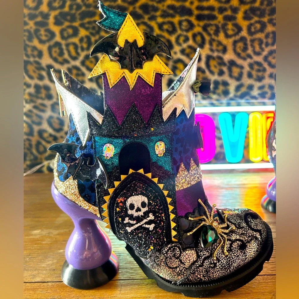 Spooky boots 🔥 - Picture 1 of 3